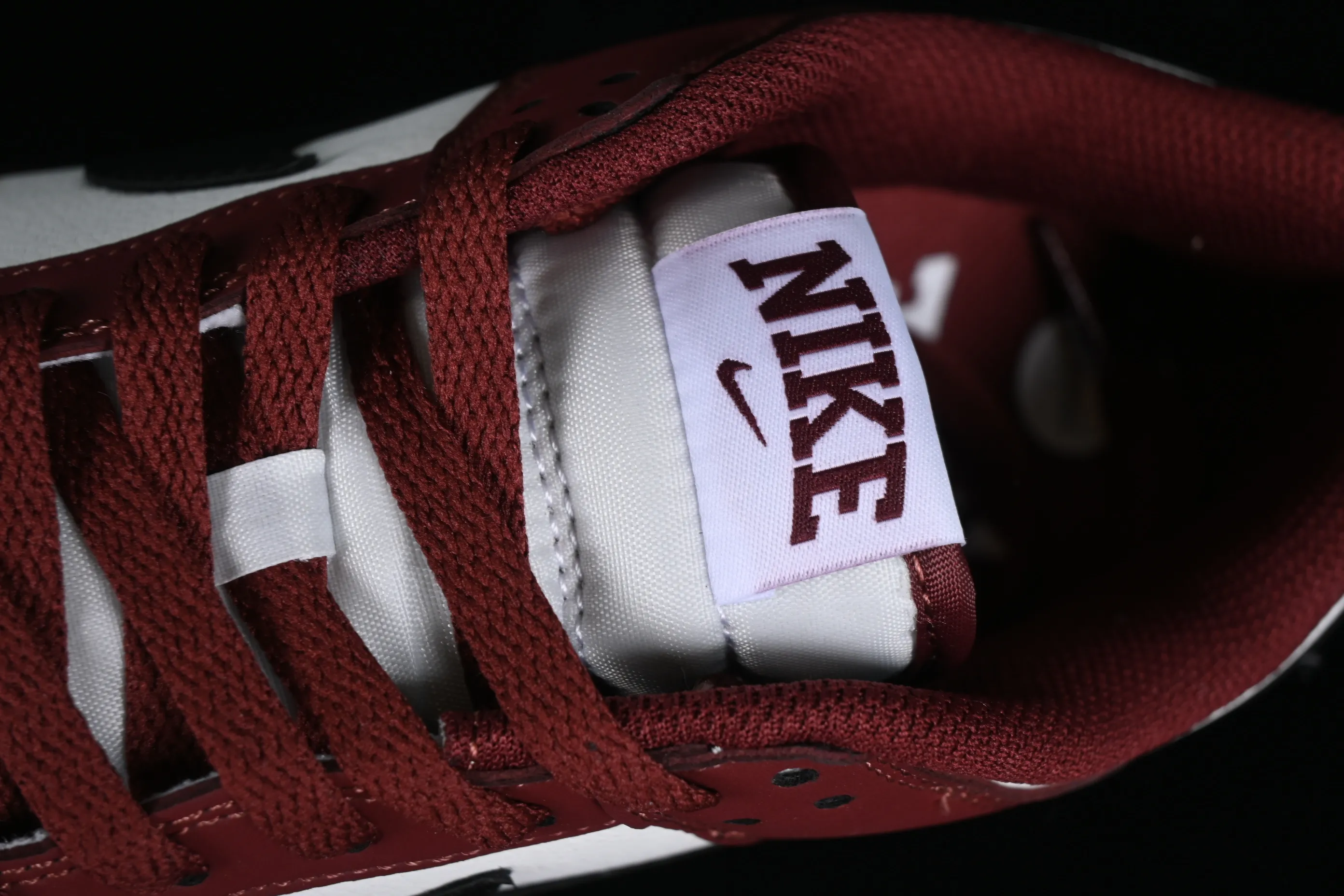 All categories Nk SB Dunk series Nk SB Dunk Low low-top sneakers Nk Dunk Low burgundy black SB low-top sports and leisure sneakers FJ4616-600